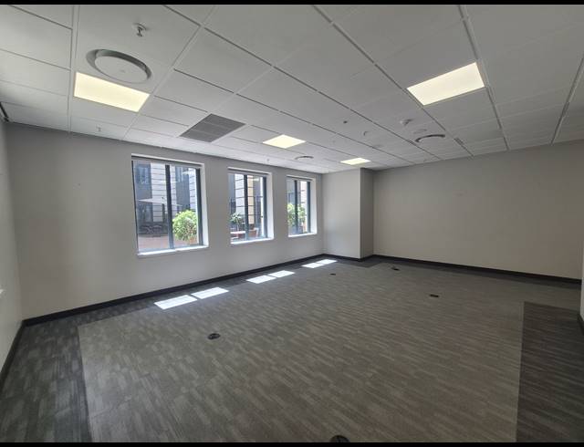 60M² OFFICE TO LET IN SANDTON CENTRAL